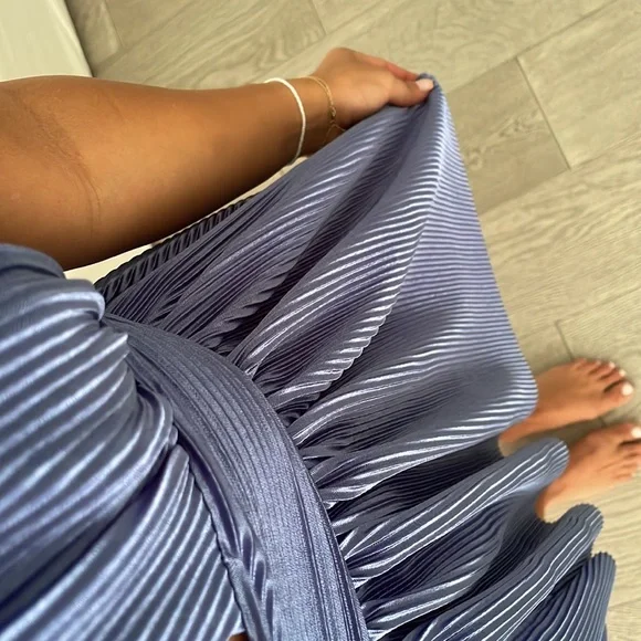 Never worn! - Picture 4 of 4